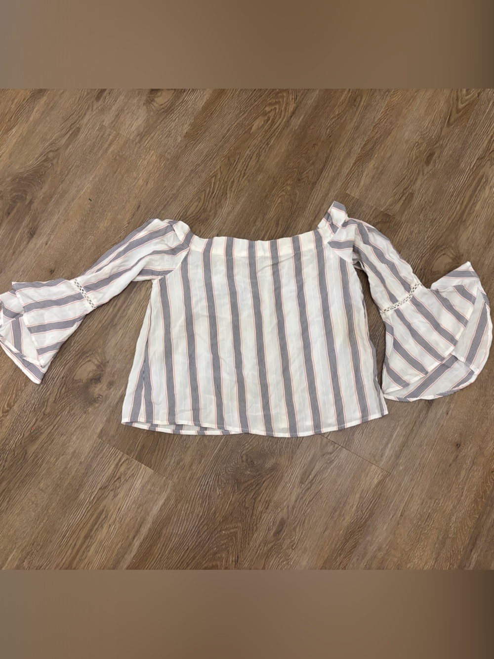 Striped Off-Shoulder Bell-Sleeve Blouse in White and Gray